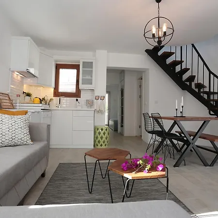 Apartment Seaside Akyaka *